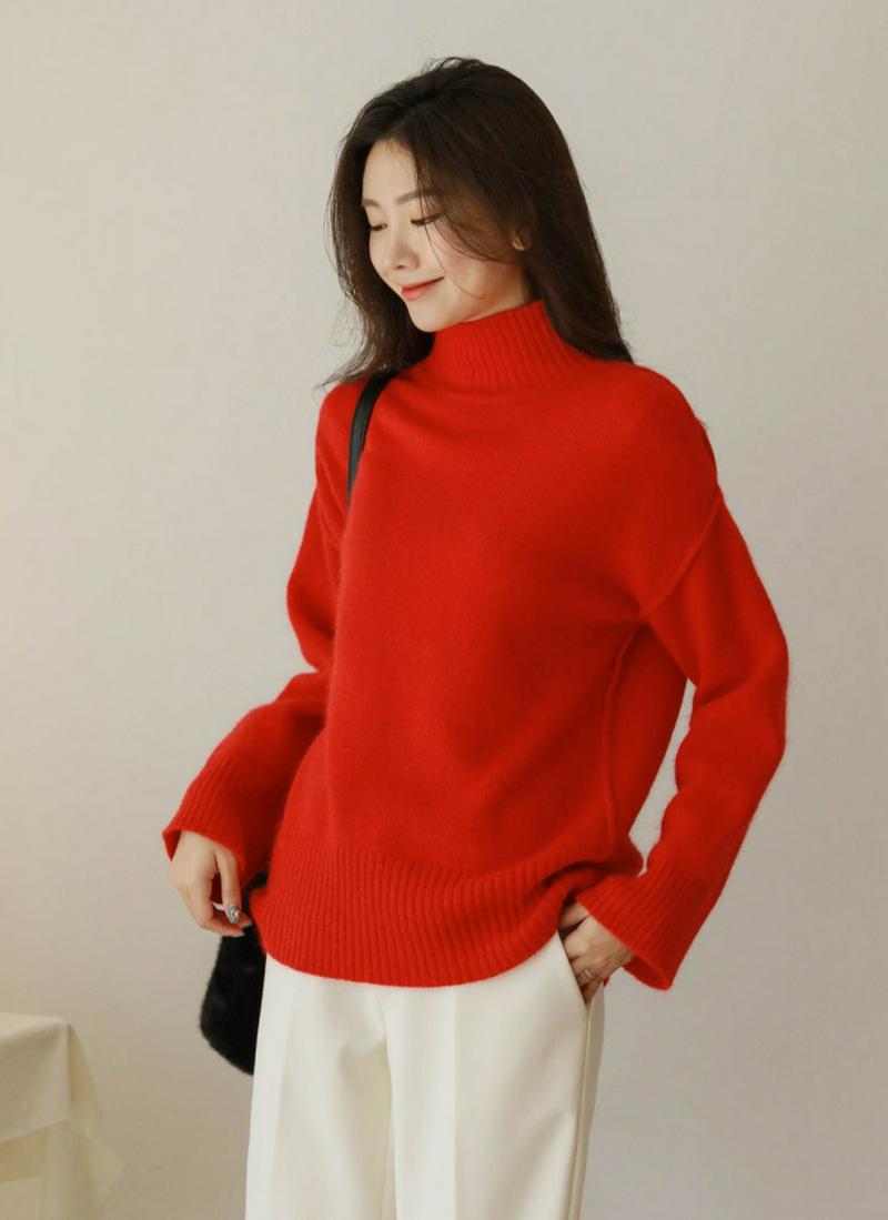 ウールアンゴラ混ハイネックニット