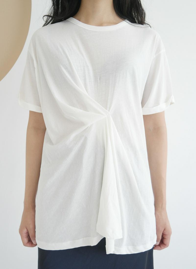 フロントポイントコットンTシャツ