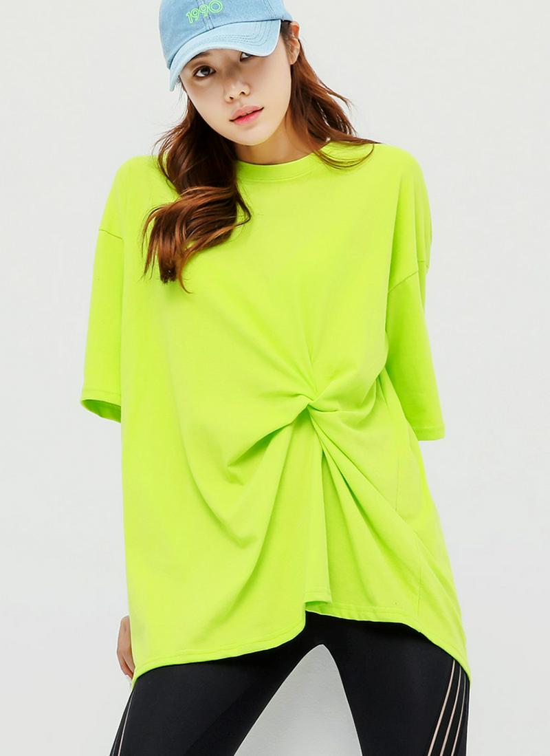 ツイストポイントボックスTシャツ