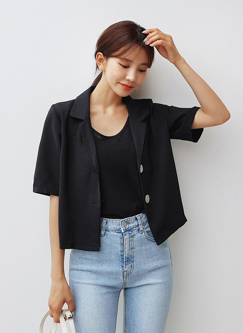 ブラックショートジャケット・全1色