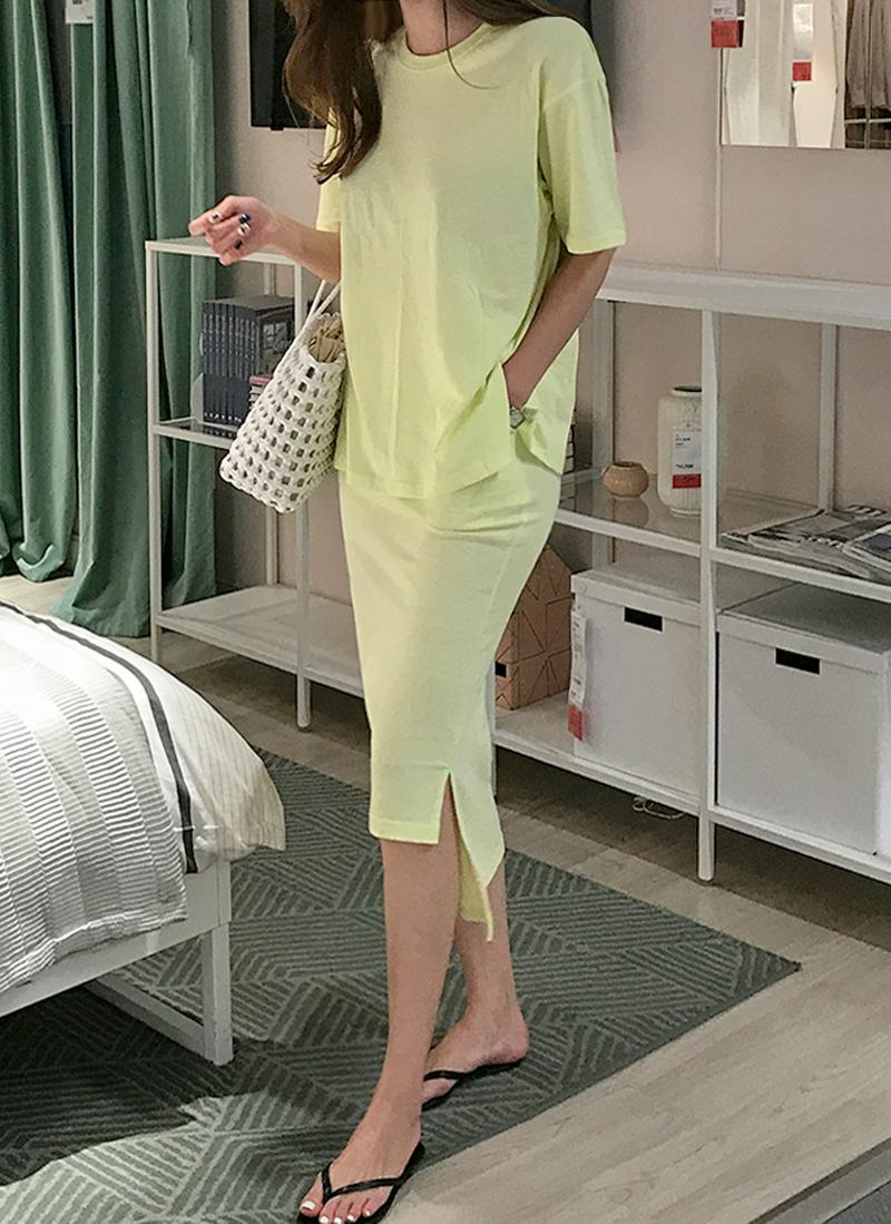 コットンTシャツ&ゴムスカートSET