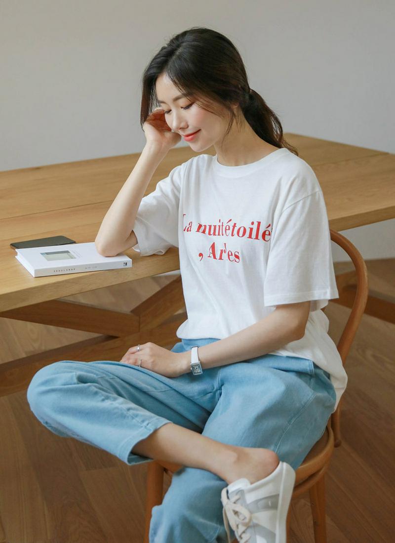 LaレタリングTシャツ