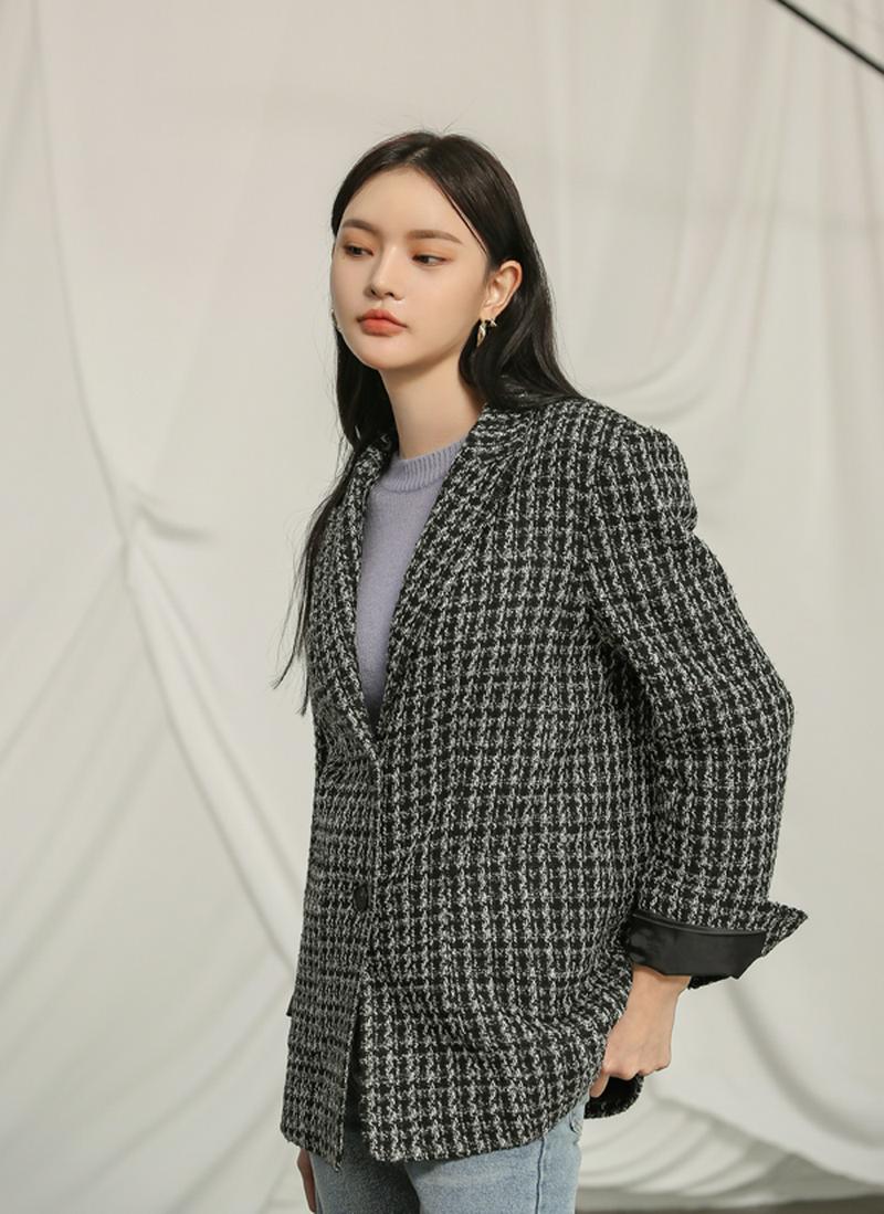 ツイードツーボタンジャケット