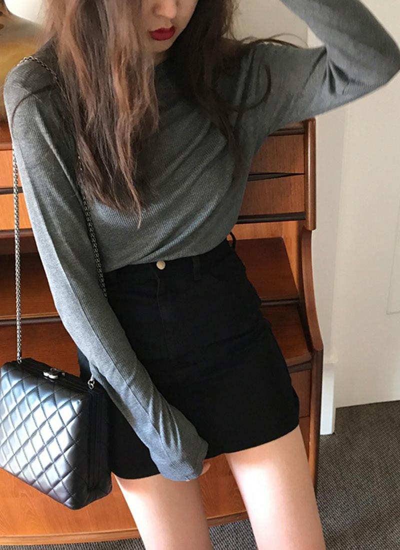 スリムフィットリブロングスリーブTシャツ