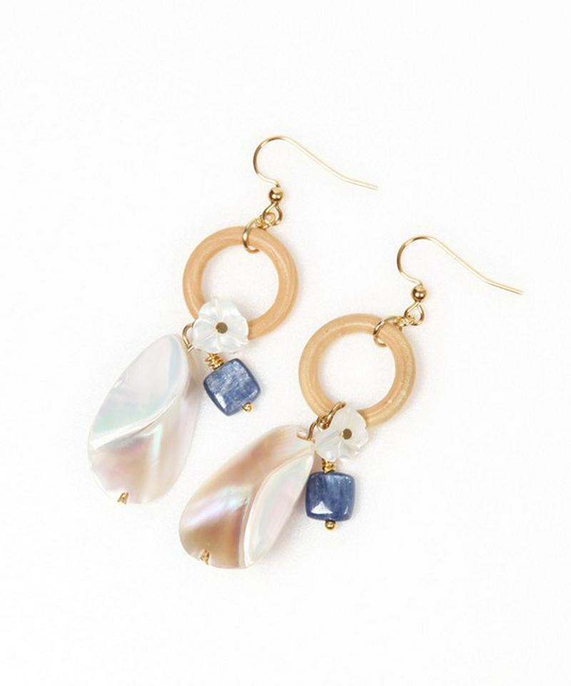 K14GF ちびお花シェル×ウッドリングピアス