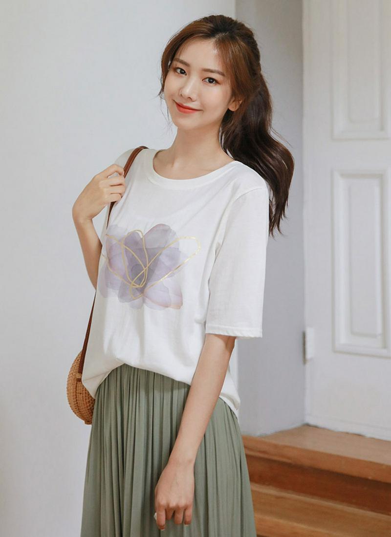 ユニークプリントTシャツ