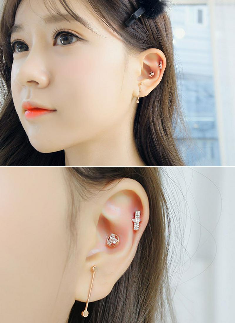 トリプルキュービックピアス