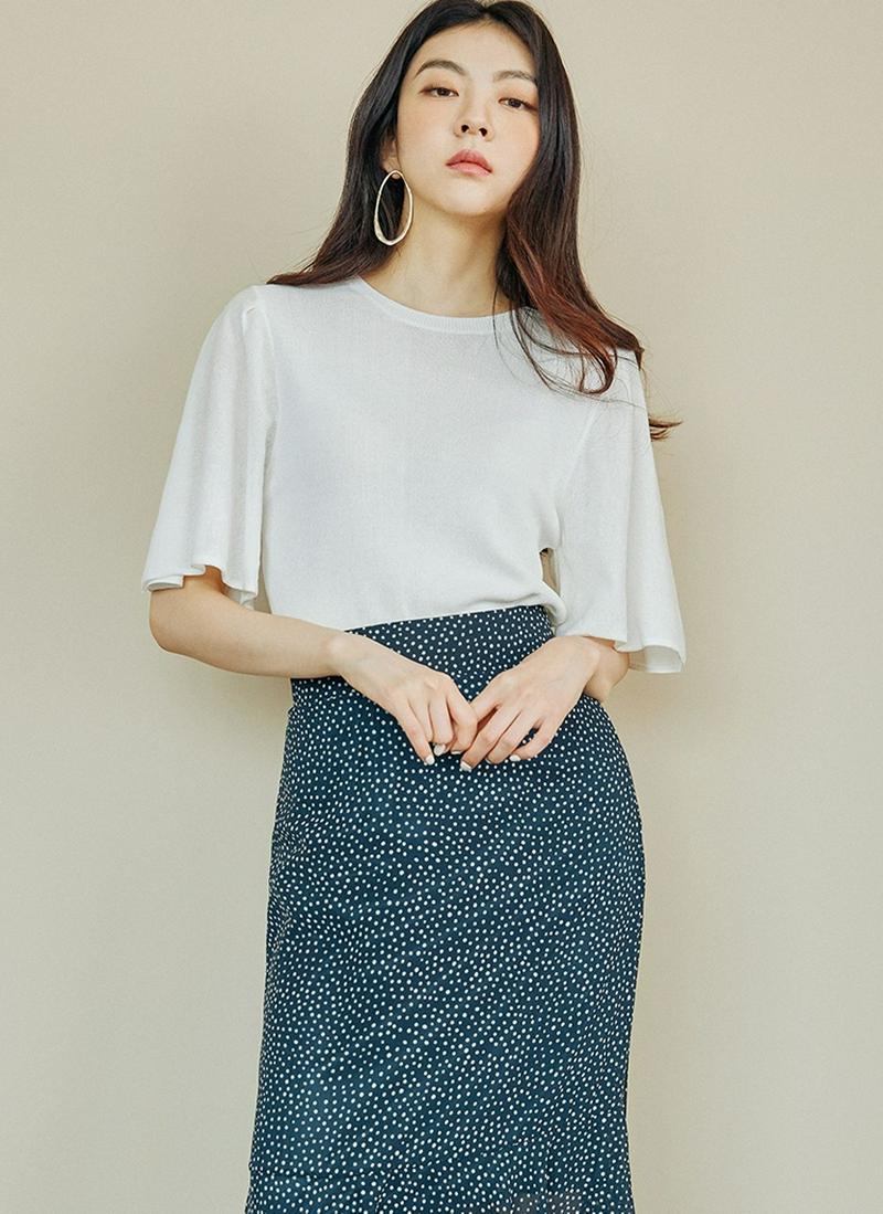 フレアスリーブニット