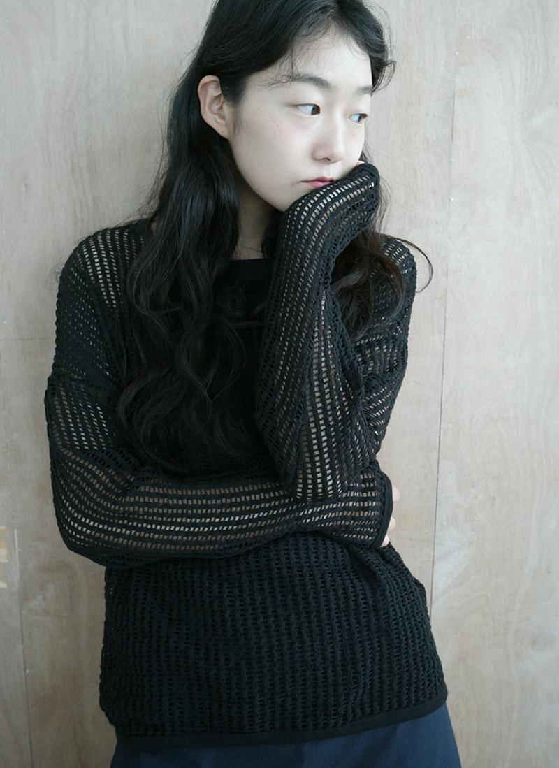 ネットロングスリーブニット