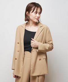 金ボタンテーラードジャケット