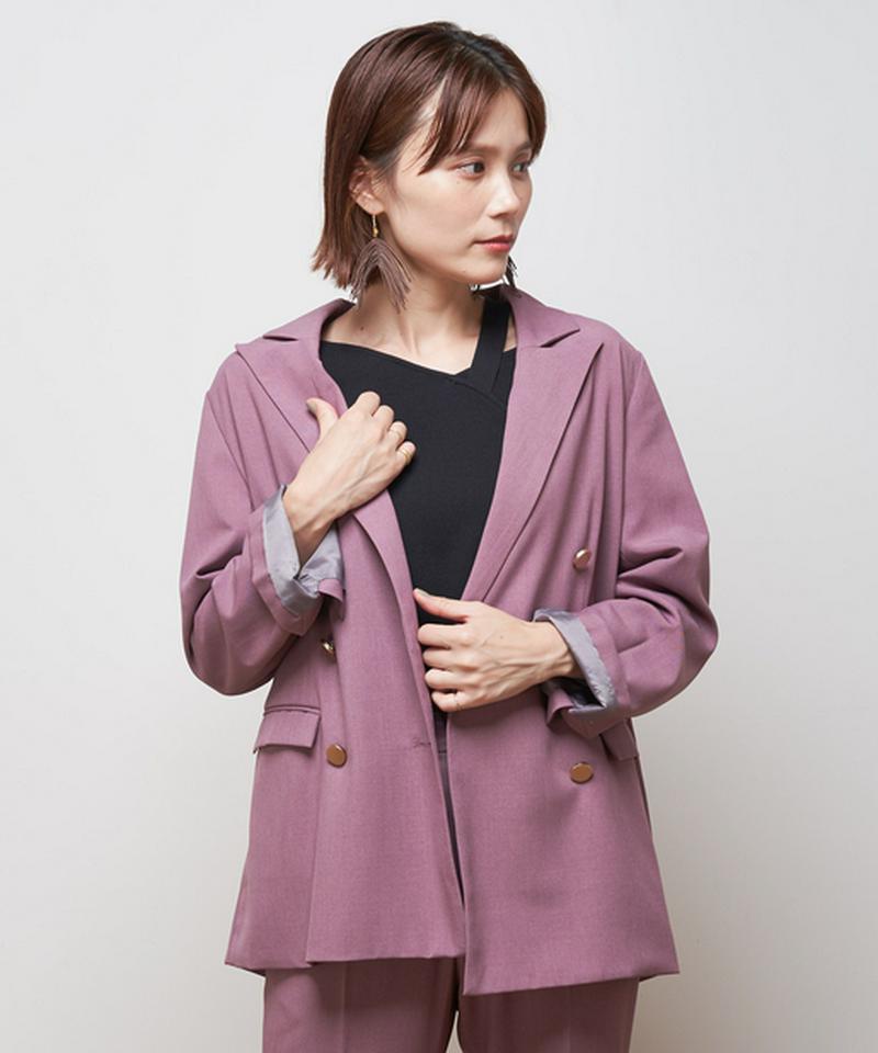 金ボタンテーラードジャケット