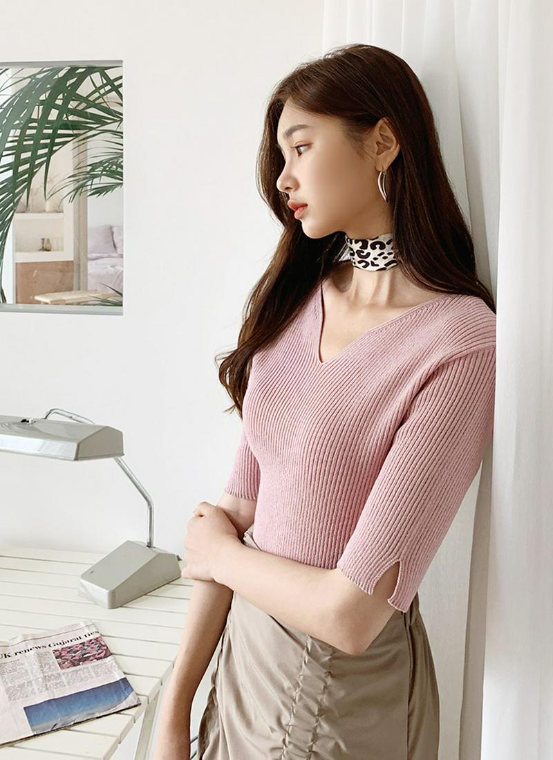 Vネックスリットリブニット・全3色