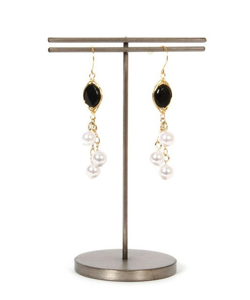 【8月誕生石】K14GF オニキス×3粒パールピアス