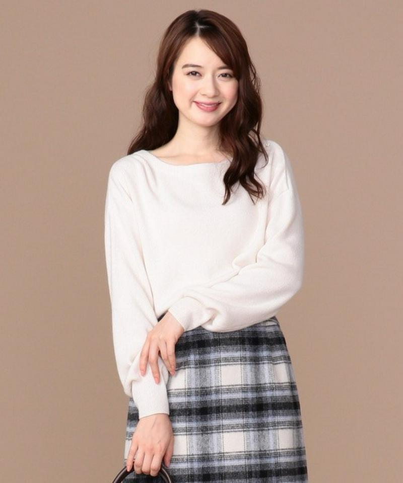 カシミヤブレンド クルーネックニット