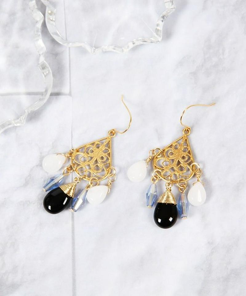 【8月誕生石】K14GF オニキス×装飾しずく型ピアス