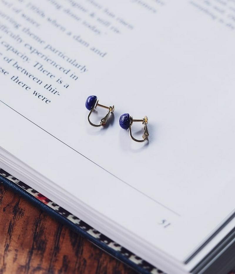 【予約】【J'aDoRe別注】【DeWLuX】1粒ストーンイヤリングラピスラズリ