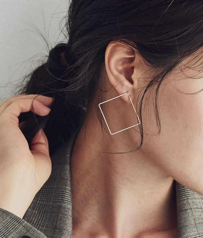 【DeWLuX】スクエアピアス