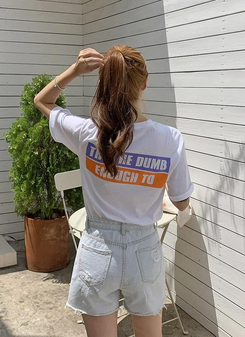 配色ボックスロゴTシャツ
