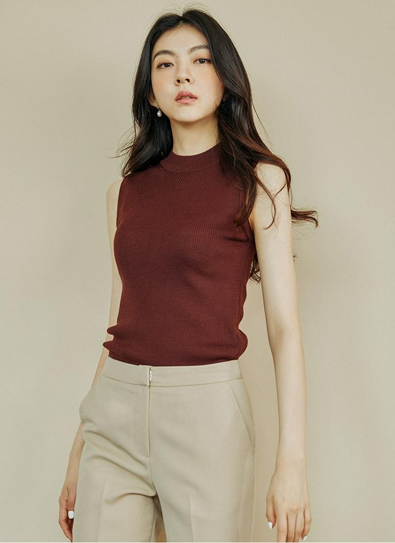 ハイネックノースリニット