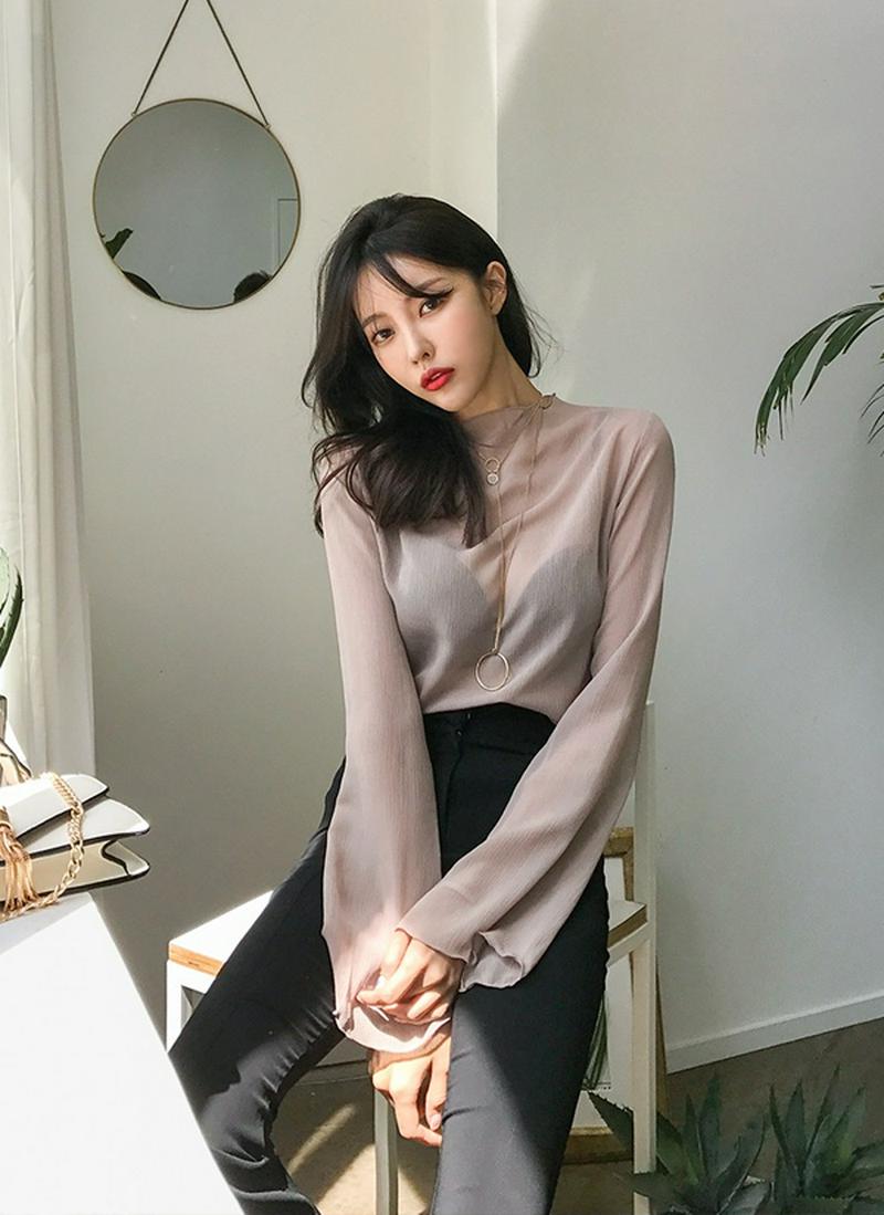 ハイネックシースルーTシャツ