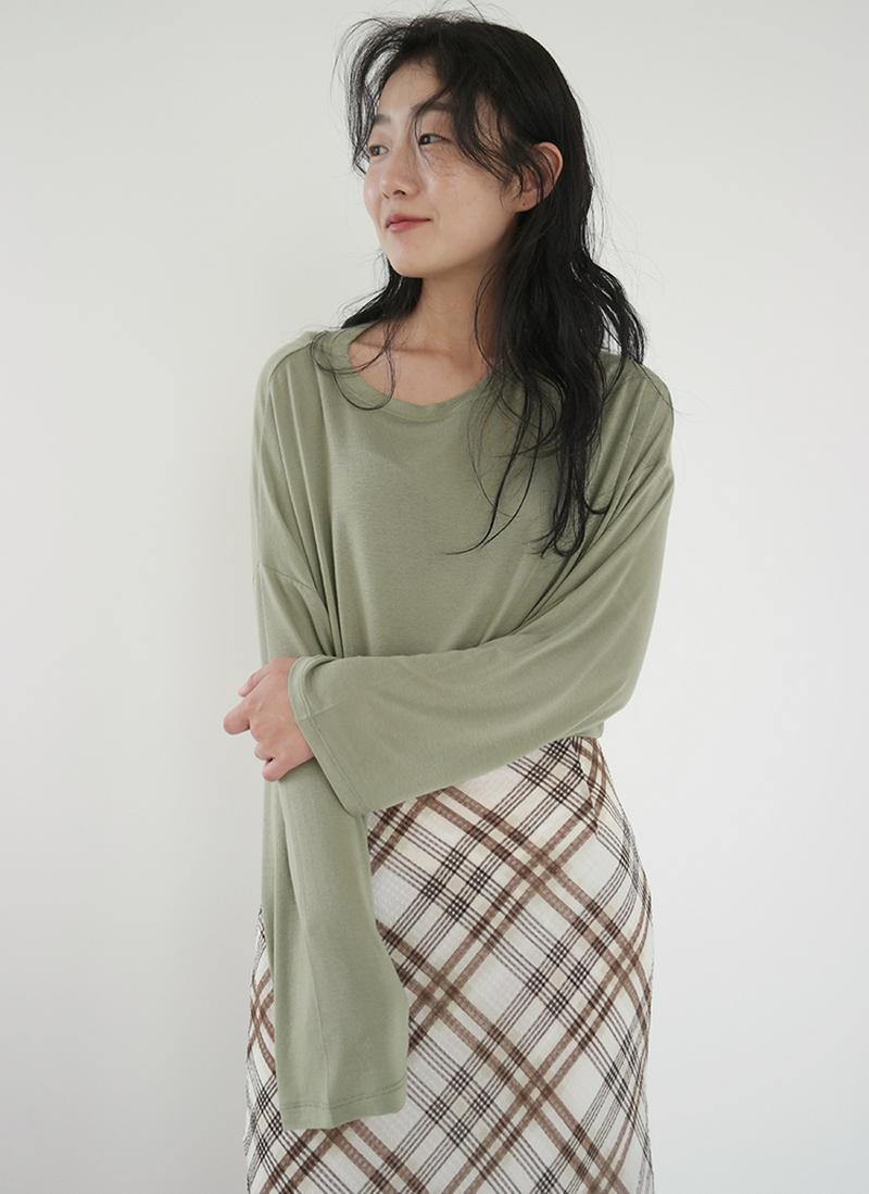 ドロップショルダークロップドTシャツ