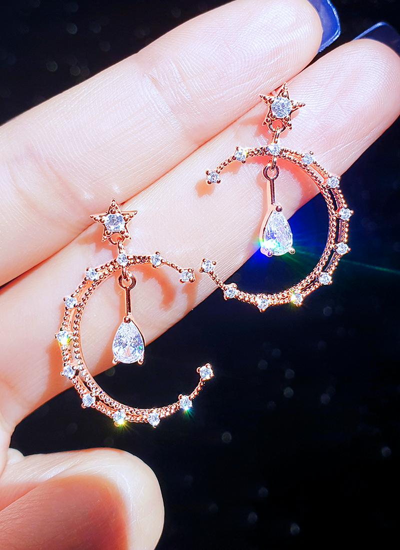2TYPEムーンドロップピアス
