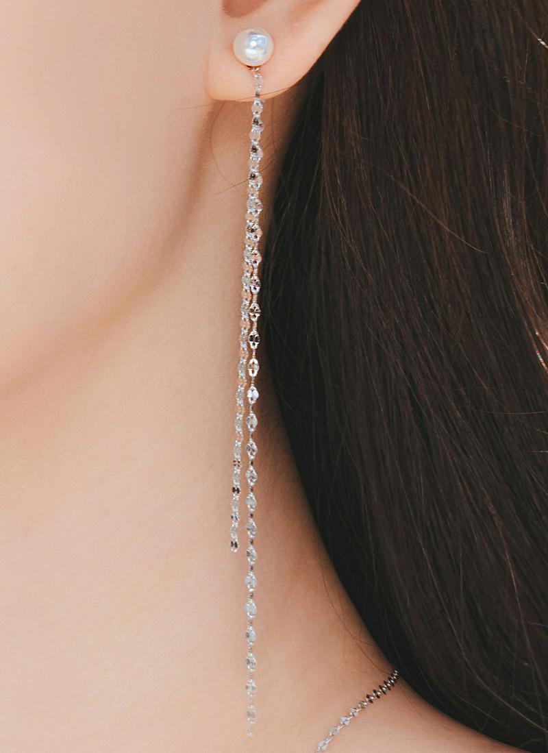 パールロングチェーンピアス
