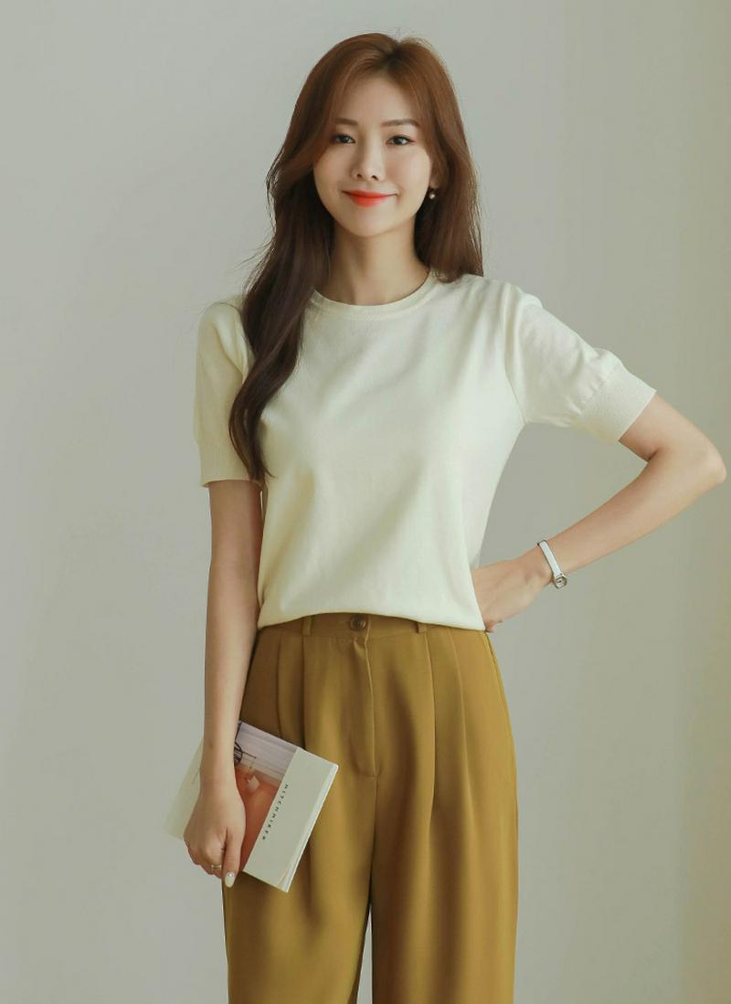 バックボタン半袖ニット