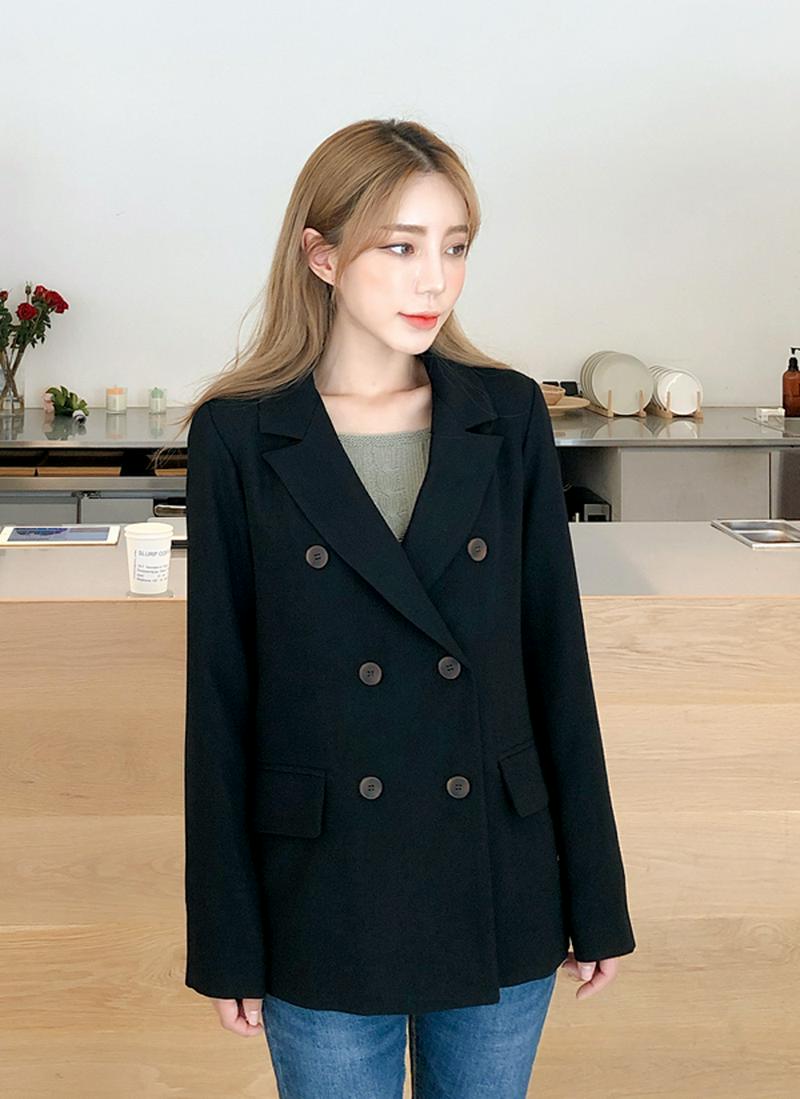 スタイリッシュダブルボタンジャケット