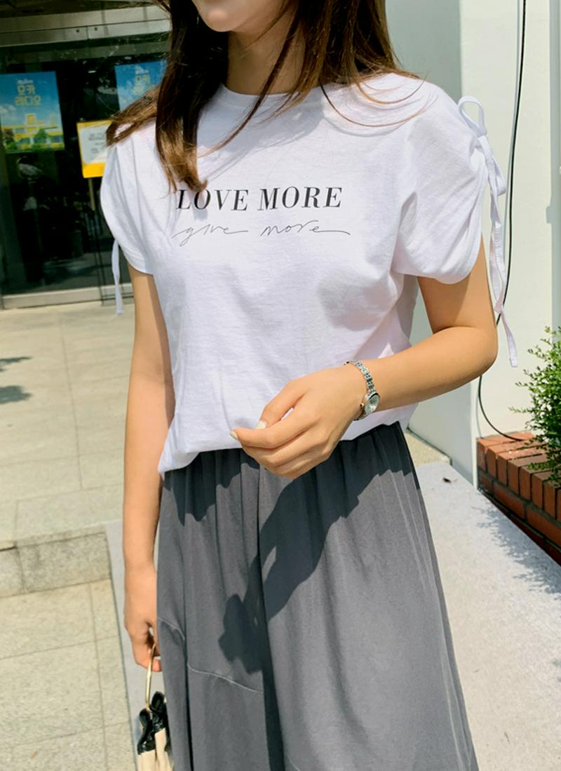 LOVE MOREリボンスリーブTシャツ