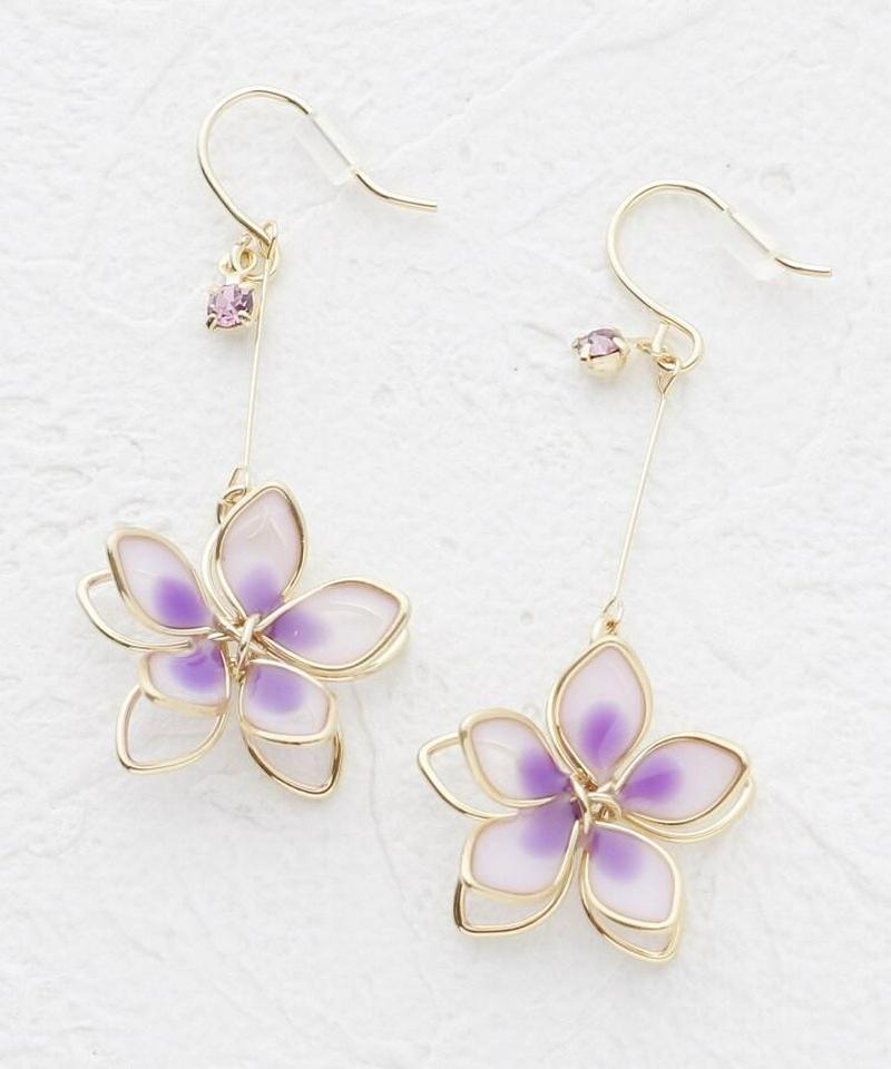 フラワーピアノ線ピアス