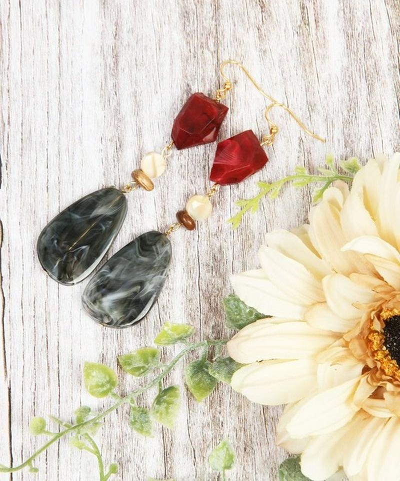 K14GF マーブルパーツ ブラック×レッドピアス