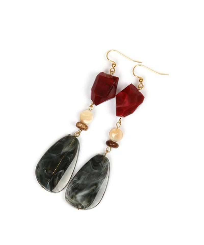 K14GF マーブルパーツ ブラック×レッドピアス