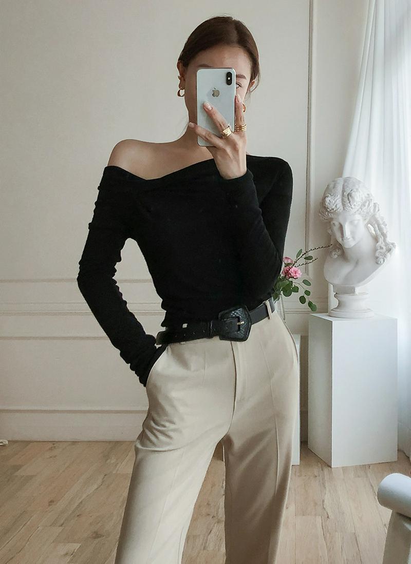 ユニークネックロングTシャツ