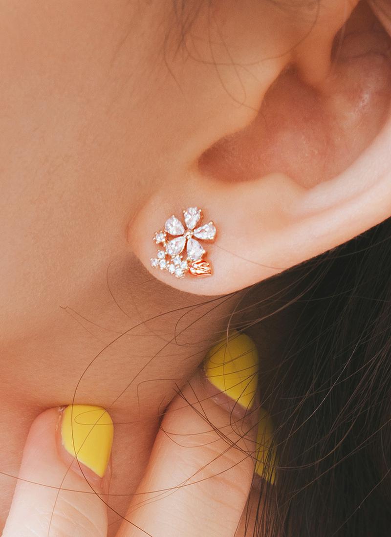 2TYPEキュービックフラワーピアス