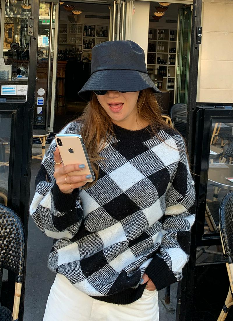 スクエアチェックニット