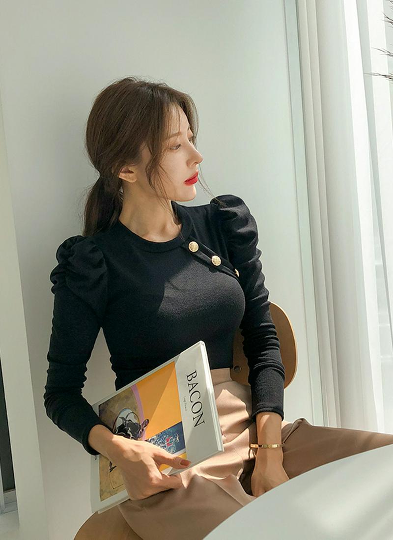 ボタンボリュームスリーブTシャツ