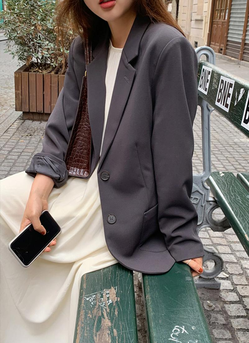 モダンツーボタンジャケット
