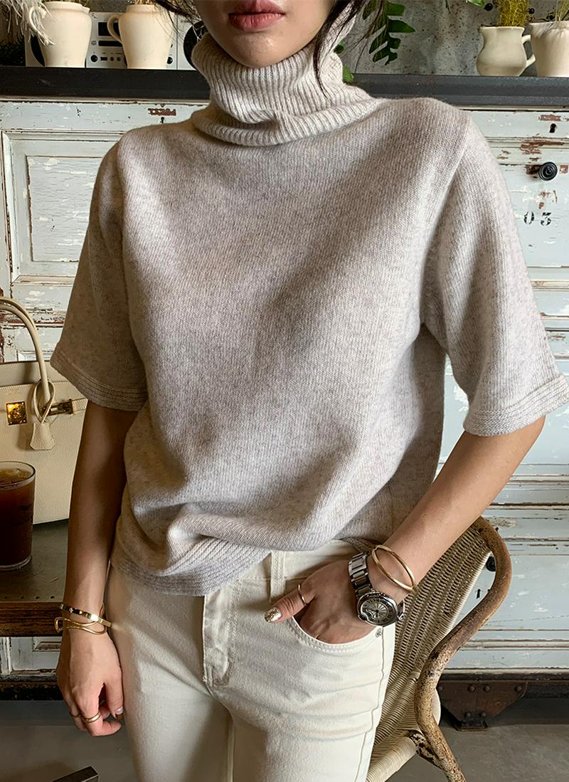 ウール混ハイネック半袖ニット