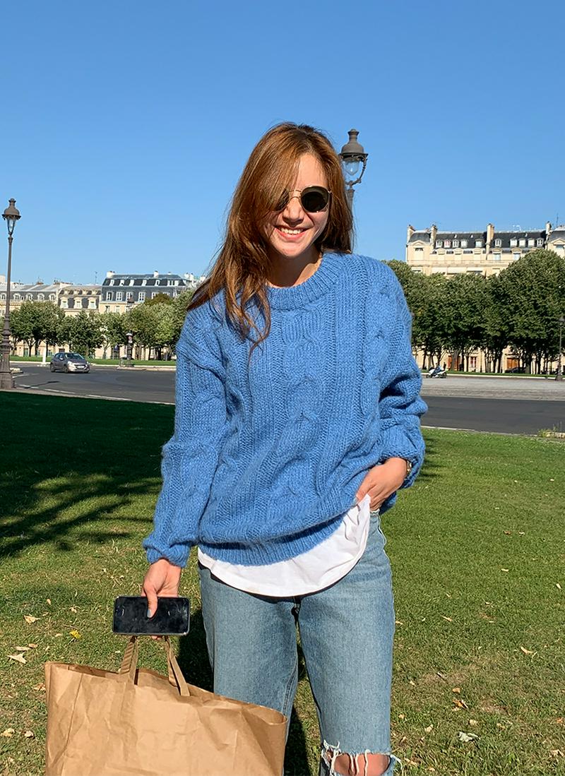 オーバーフィットツイストニット