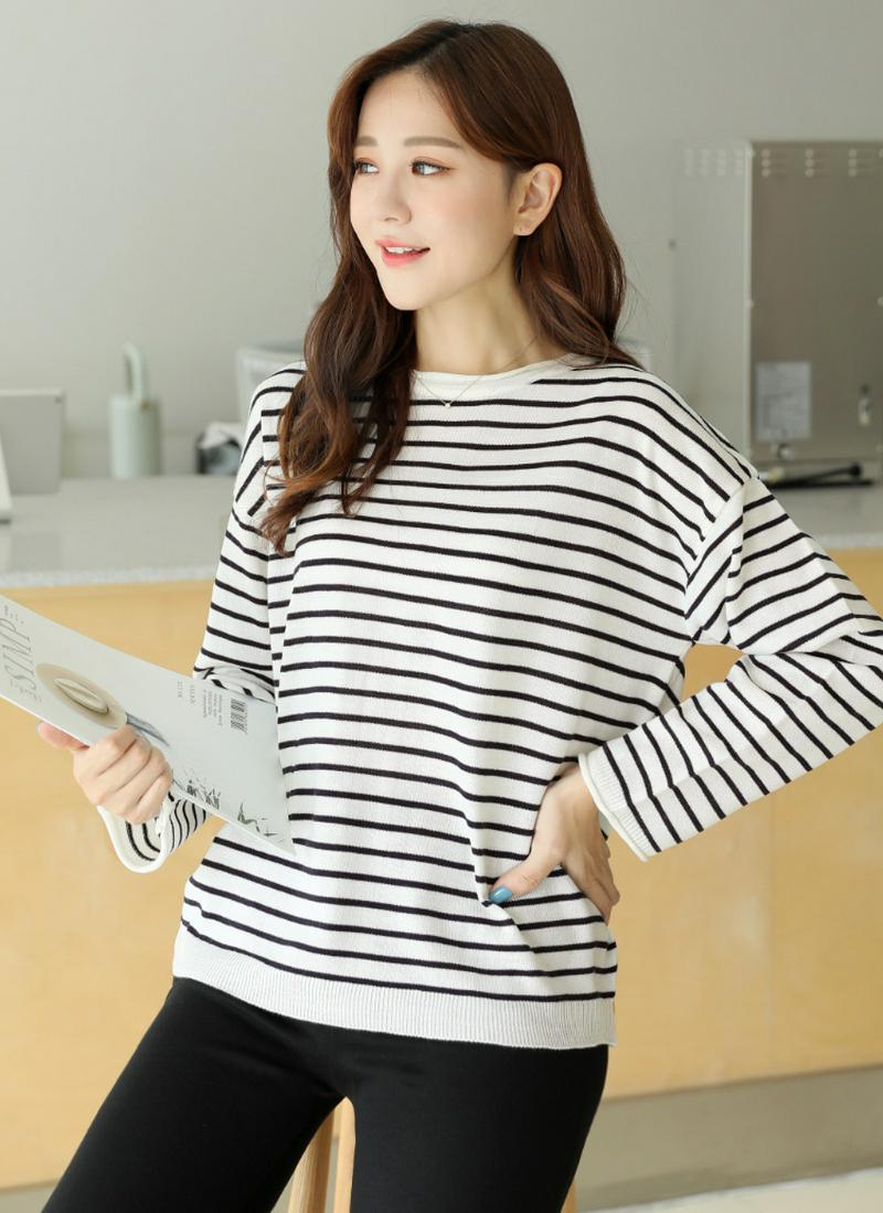 ボーダーニットトップス