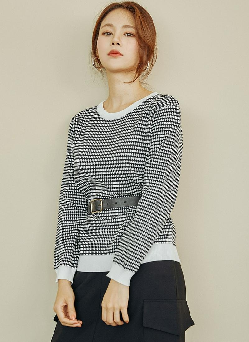 ラウンドドットパターンニット