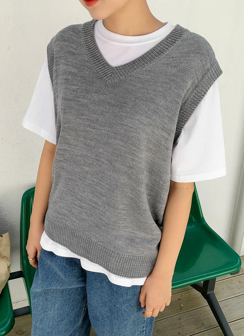 Vネックシンプルベスト