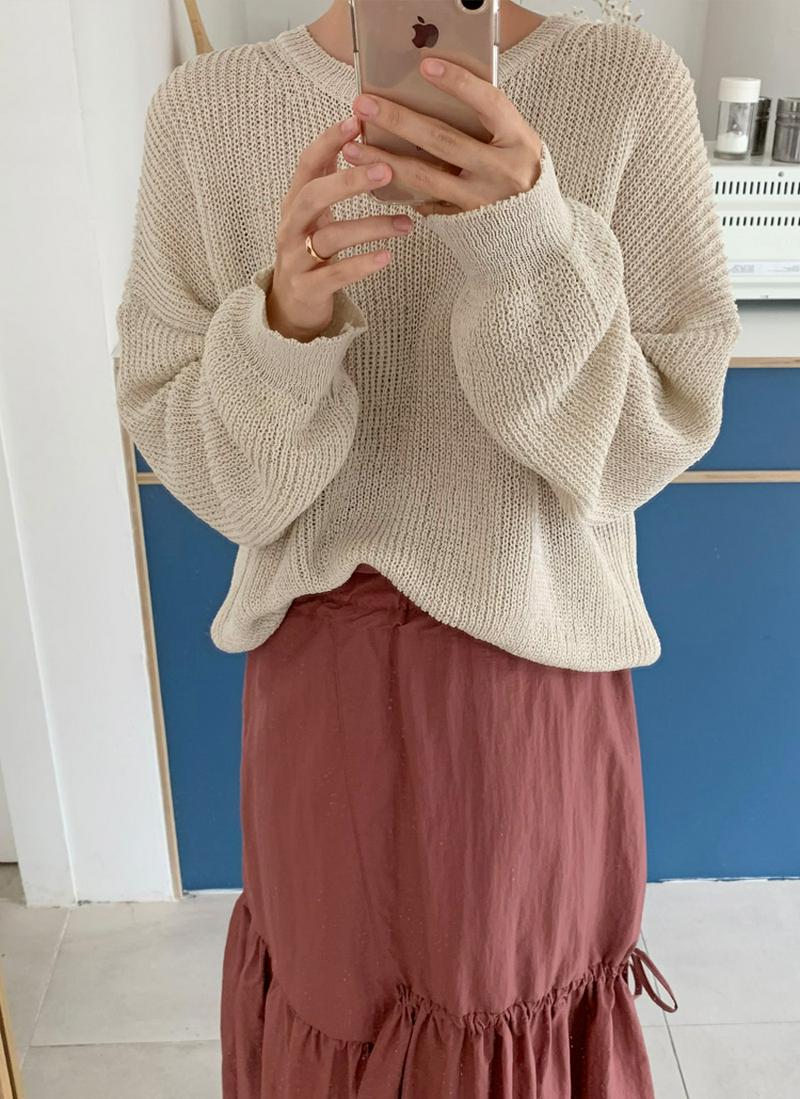 ドロップショルダーラウンドニット