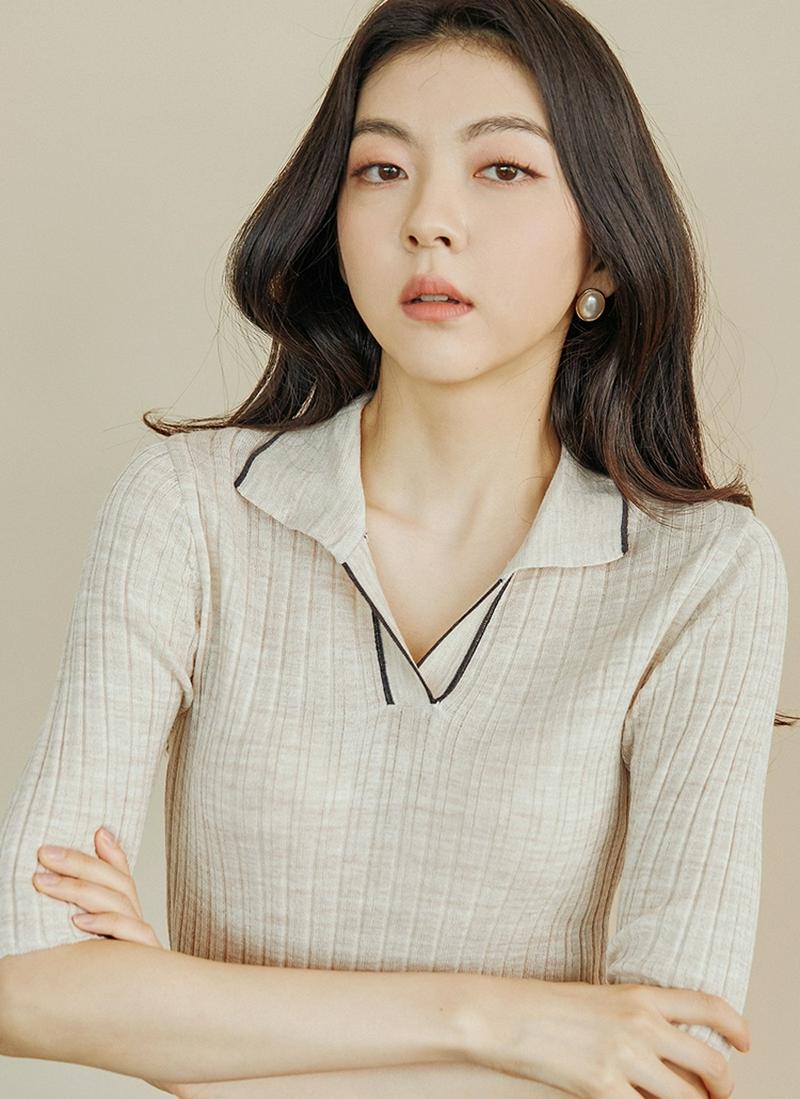 リブカラー半袖ニット