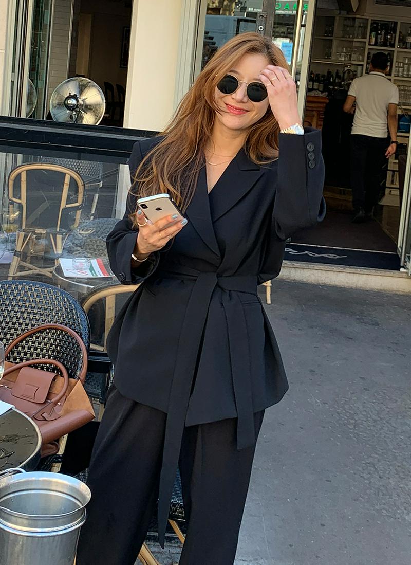 ストラップ付カラージャケット