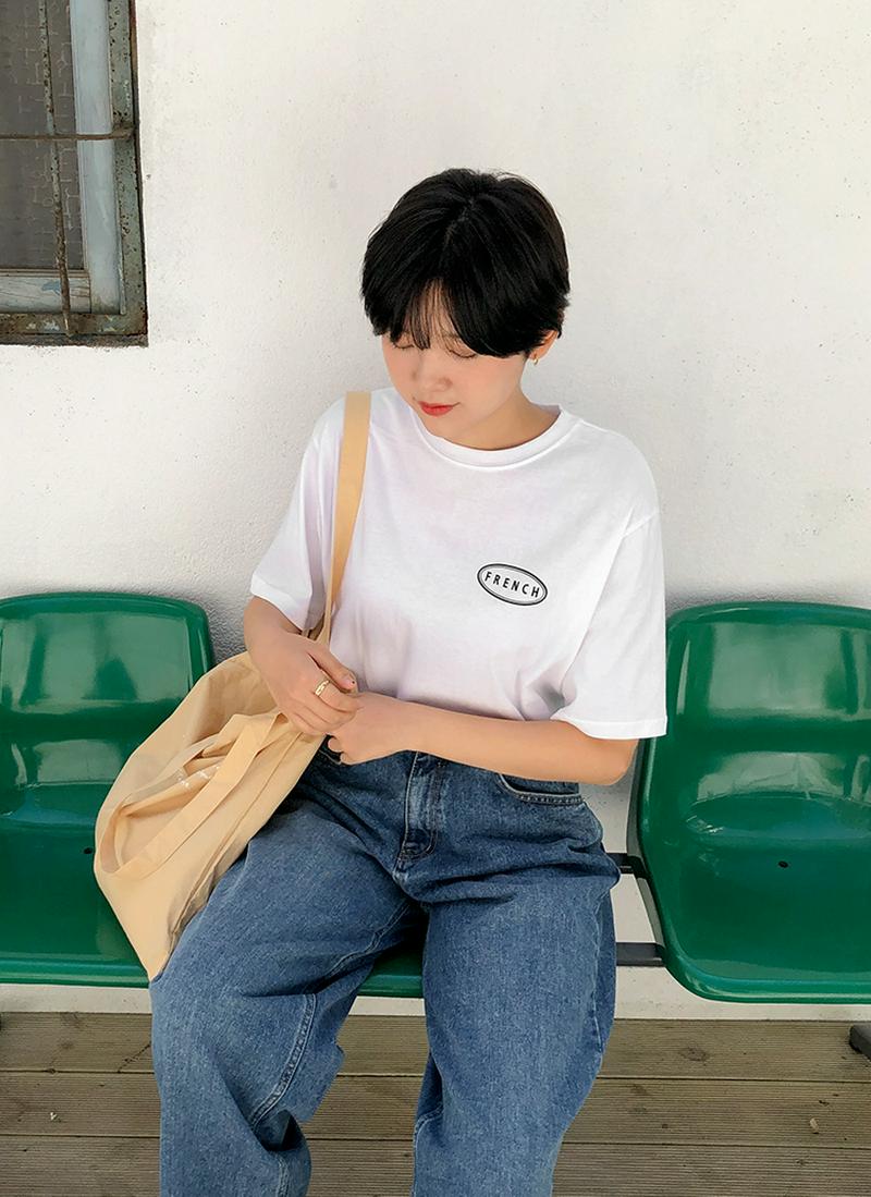 ロゴプリントAラインTシャツ