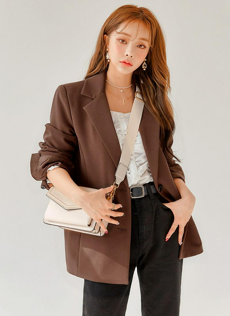 ツーボタンテーラードジャケット