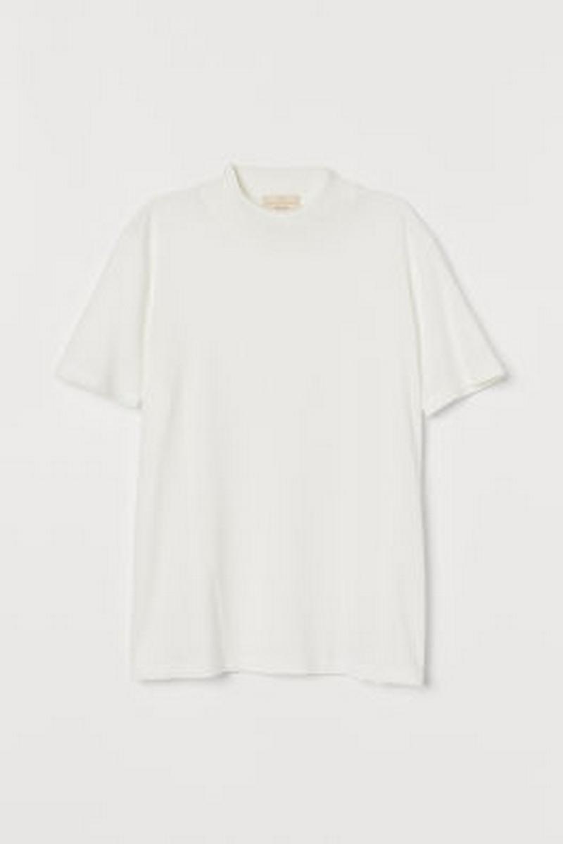 ハイネックTシャツ