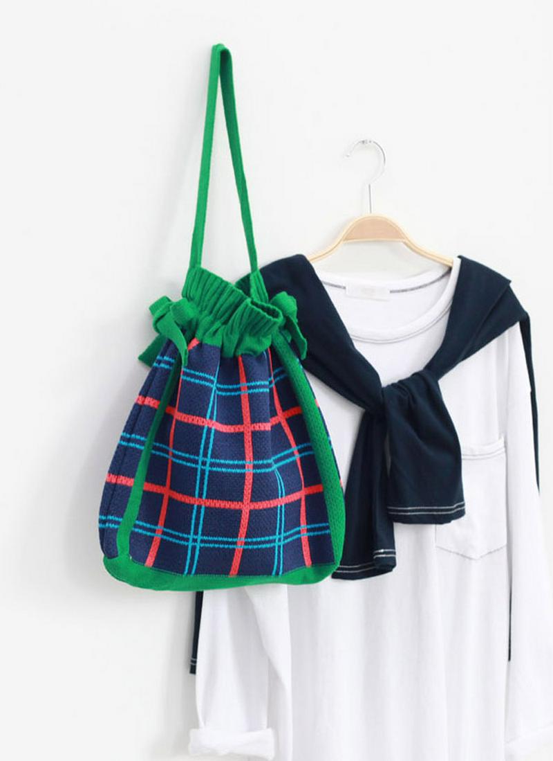 チェックパターンニットバック